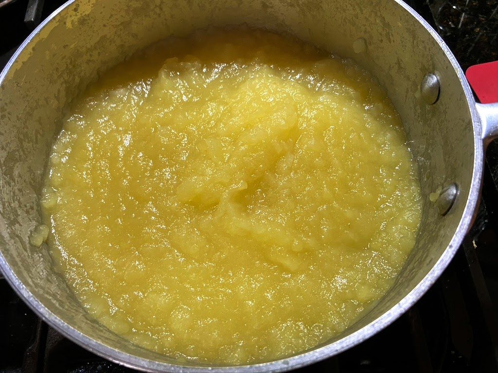 Autumn's Spectacular Applesauce